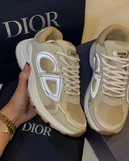 Beige B30 Trainers