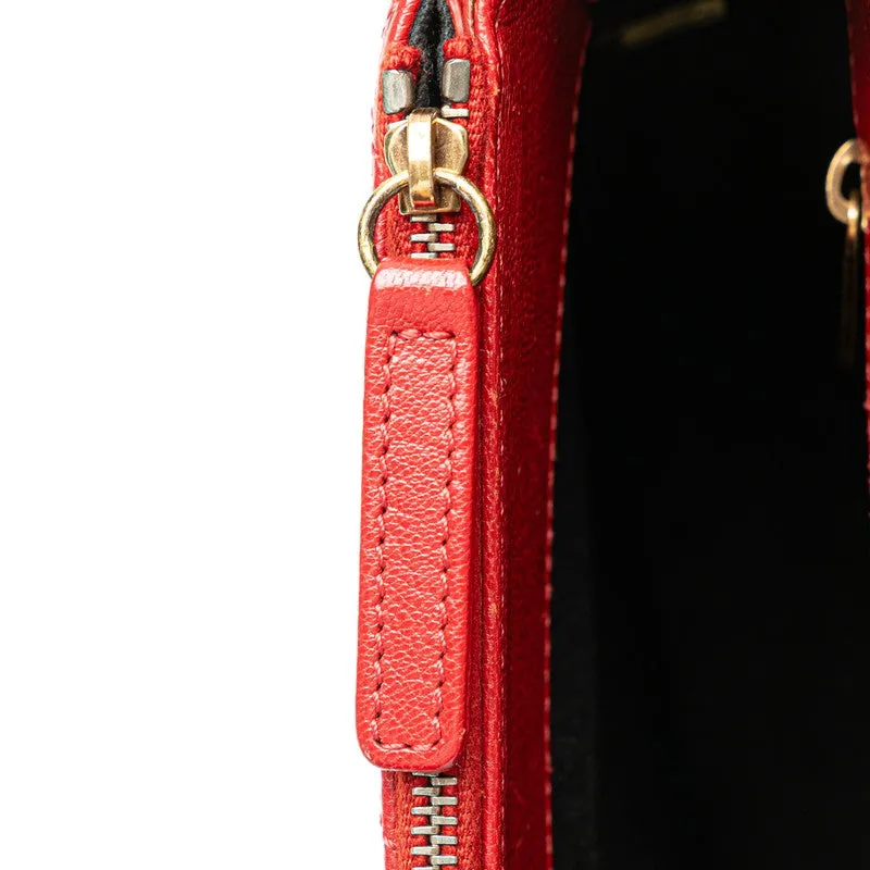 Chanel CC Leather Handbag Leather Handbag in Good condition