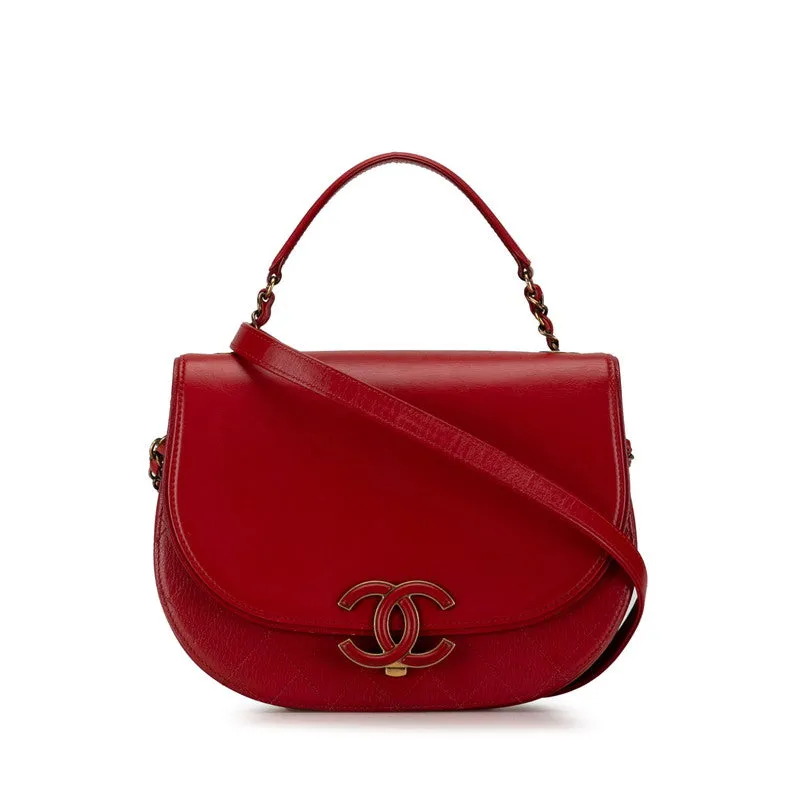 Chanel CC Leather Handbag Leather Handbag in Good condition